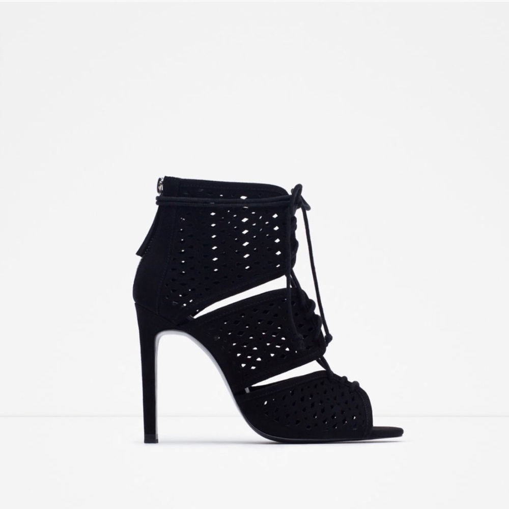 Zara Lace Up Heels in Black